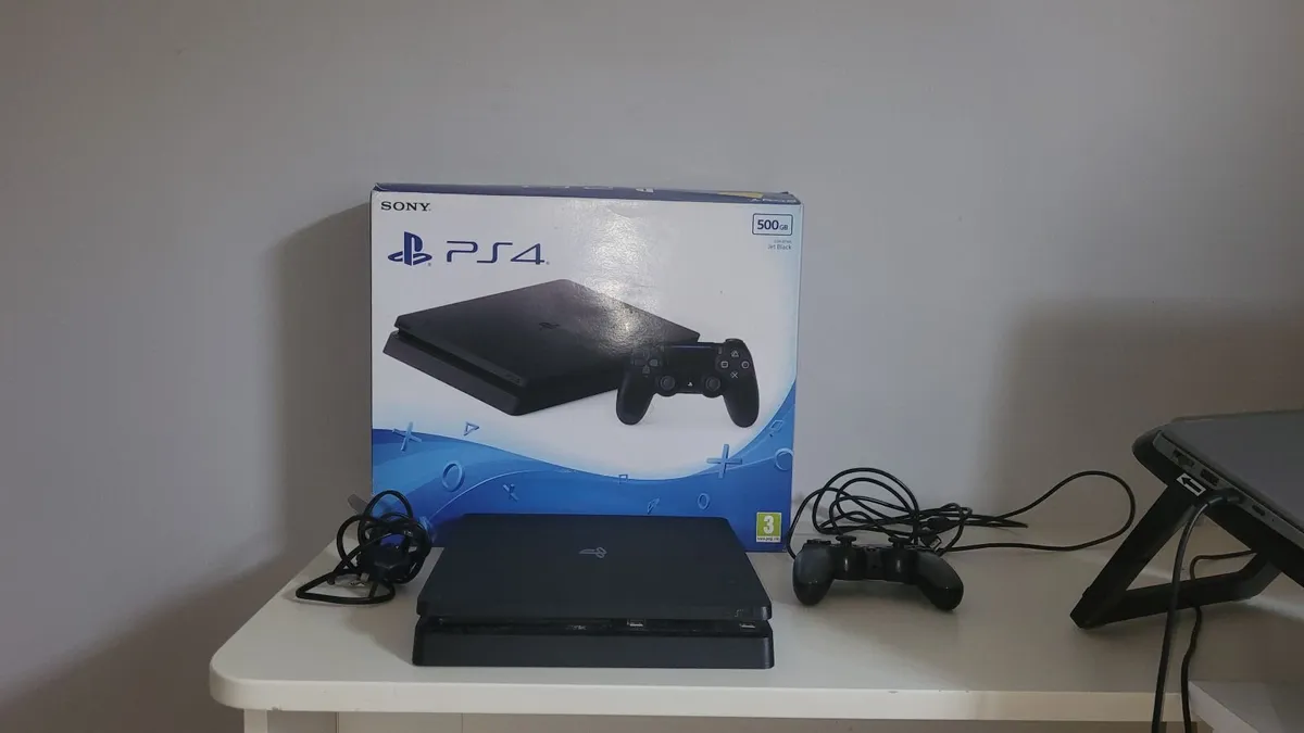 Playstation 4 Slim 500 GB - Image 1