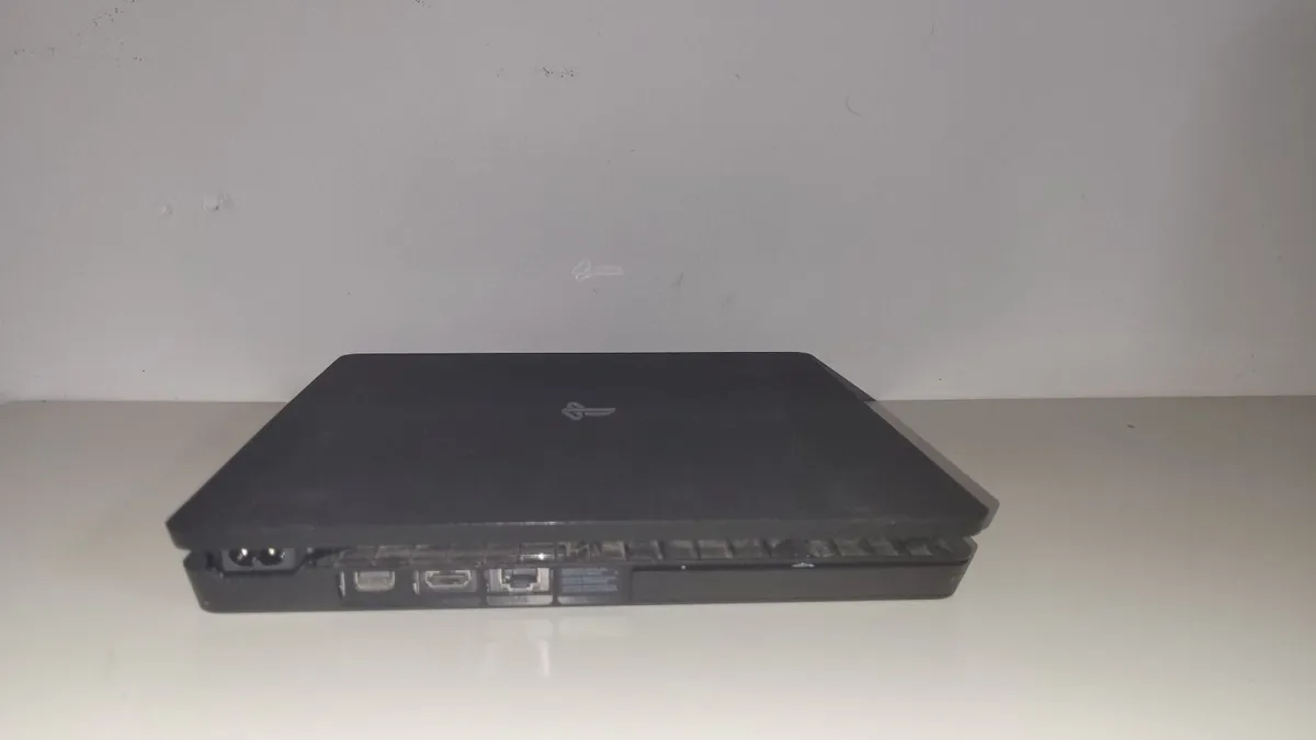 Playstation 4 Slim 500 GB - Image 3