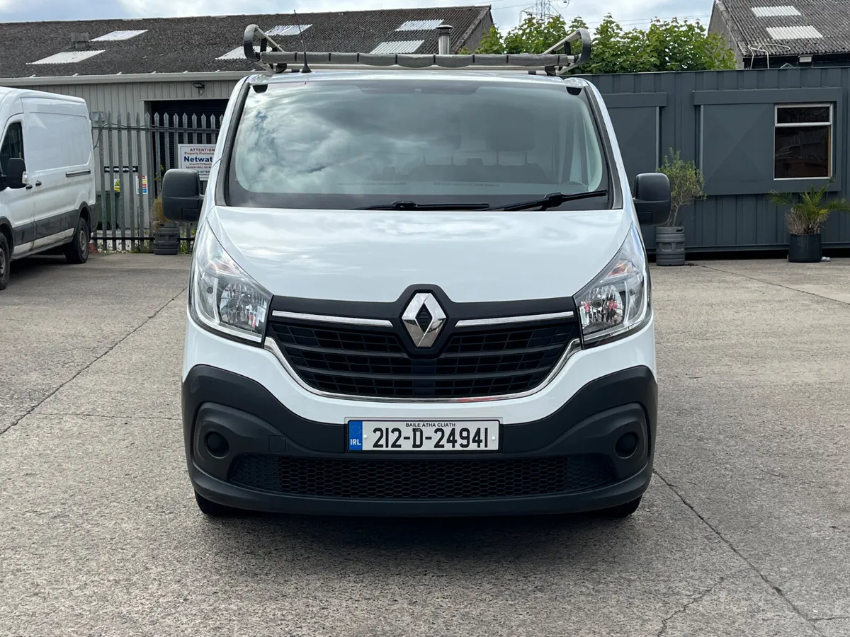 Renault Trafic 2021 - Image 2