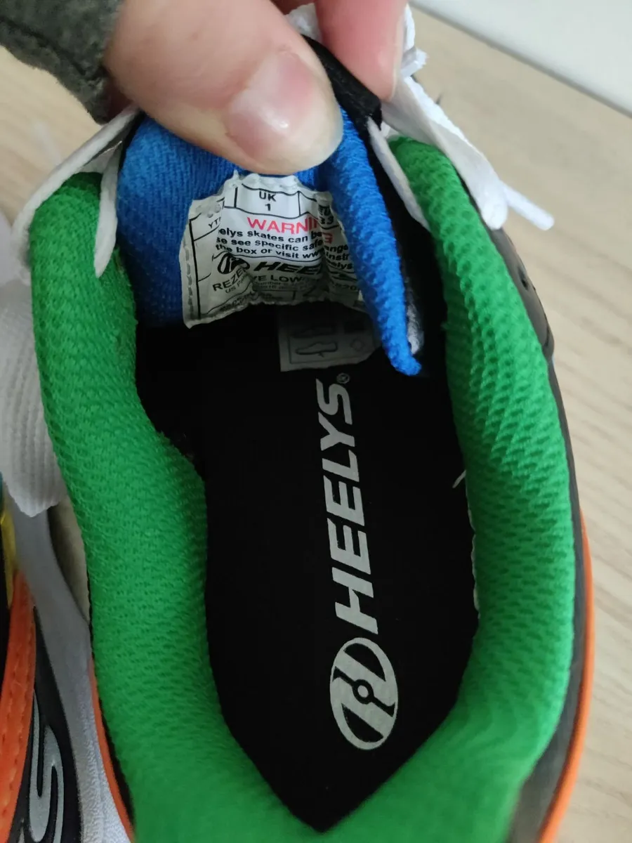 Heelys Runners - Image 1