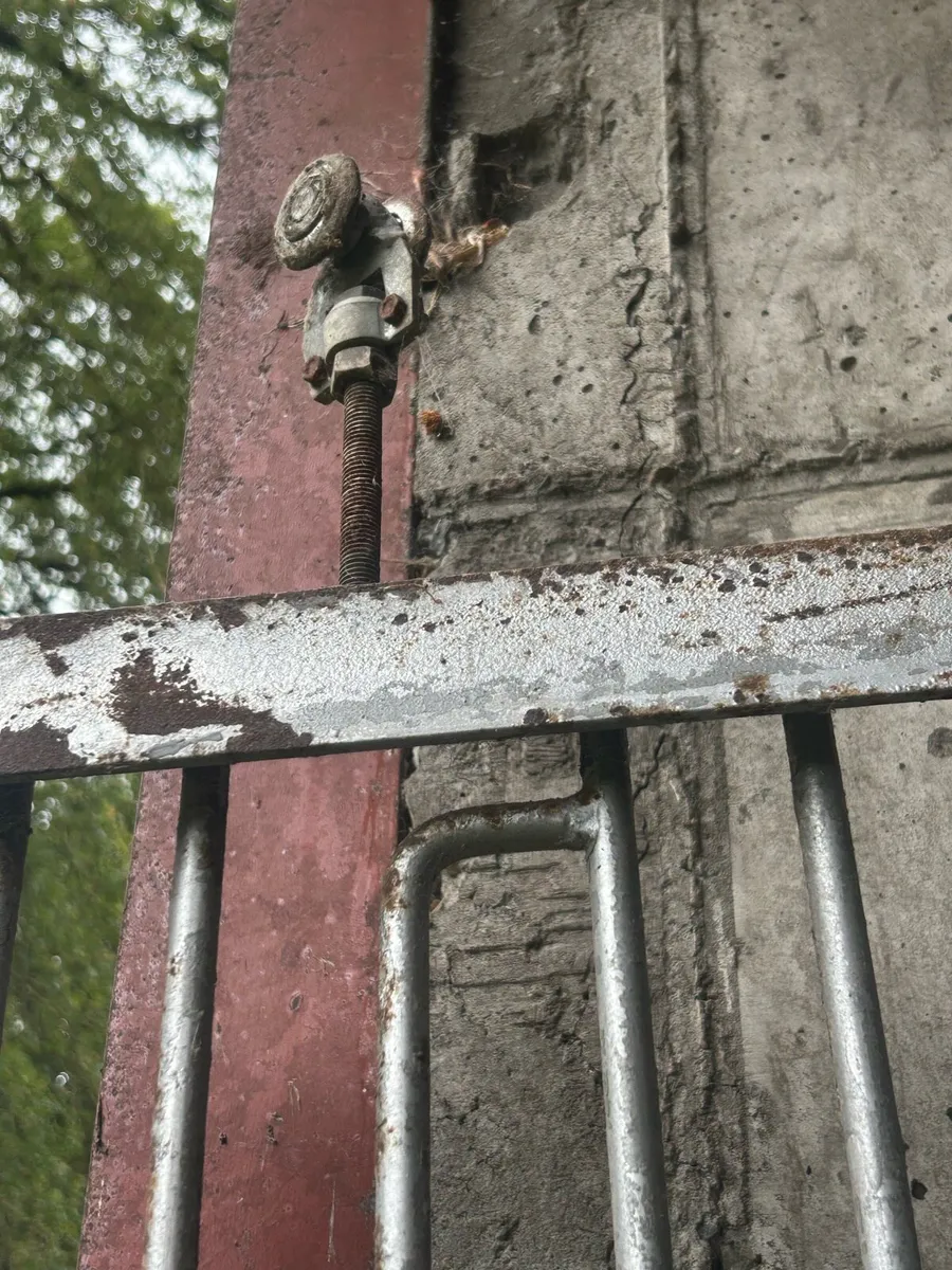 24 Heavy Duty Stable Doors - Image 4
