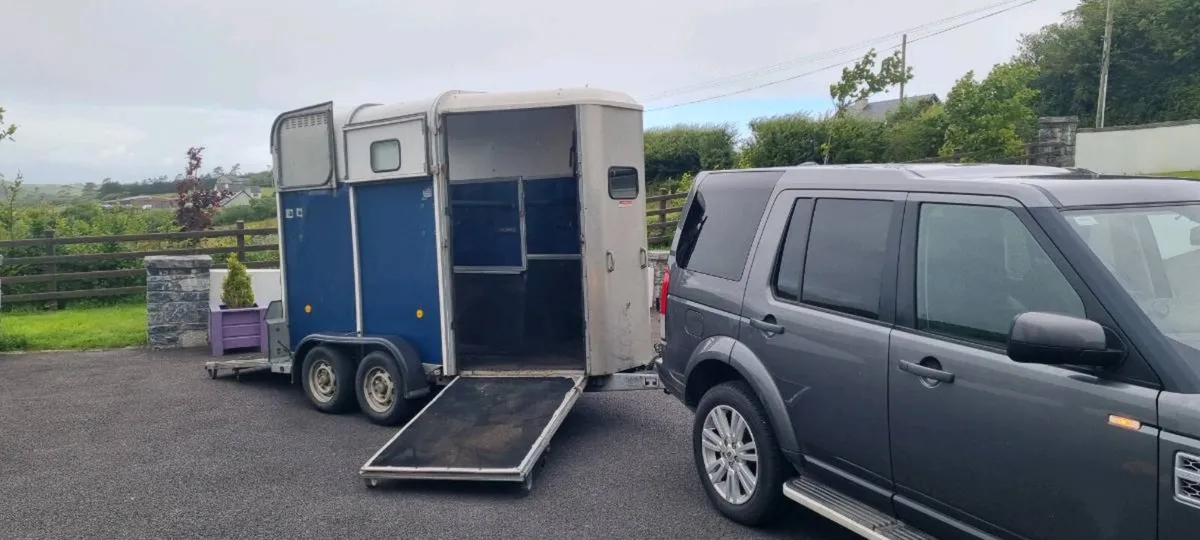 Ifor Williams 505 Horsebox - Image 1