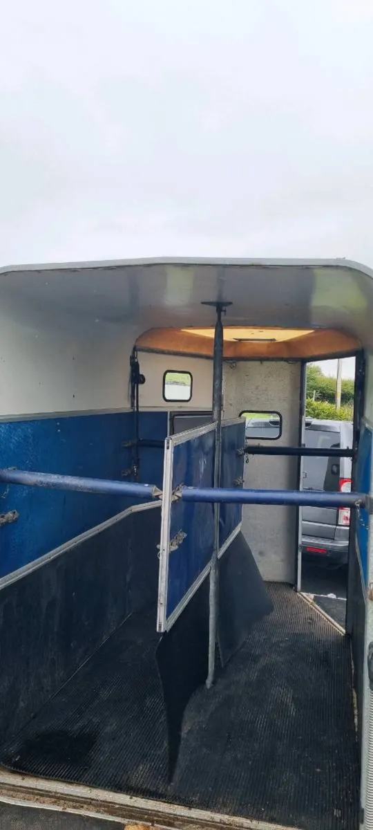 Ifor Williams 505 Horsebox - Image 4