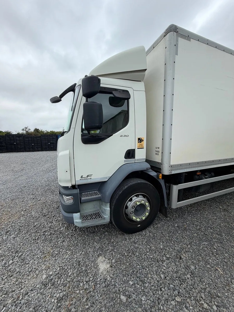 Daf Lf 55 2017 Box & Tailift - Image 2