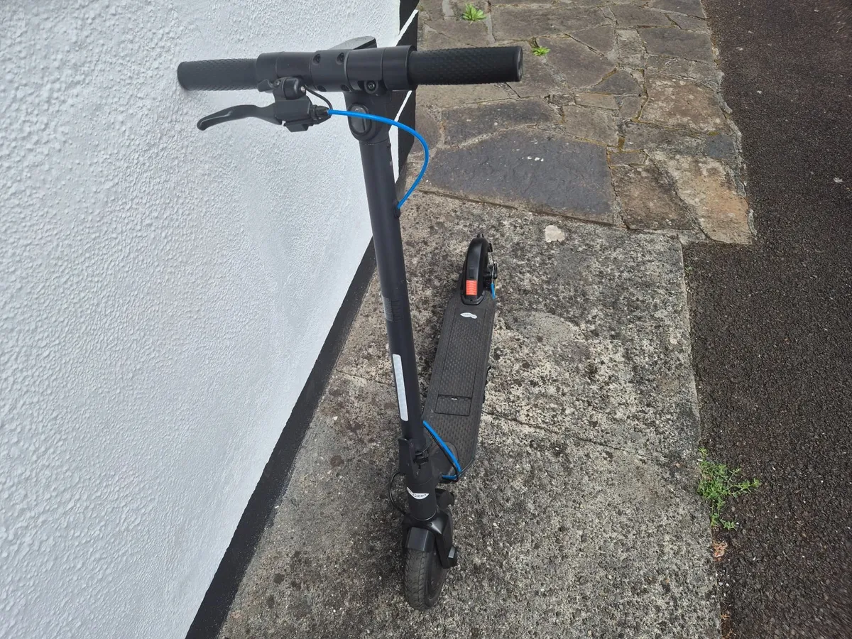 Electric Scooter- Doc.Green Rarely Used - Image 3