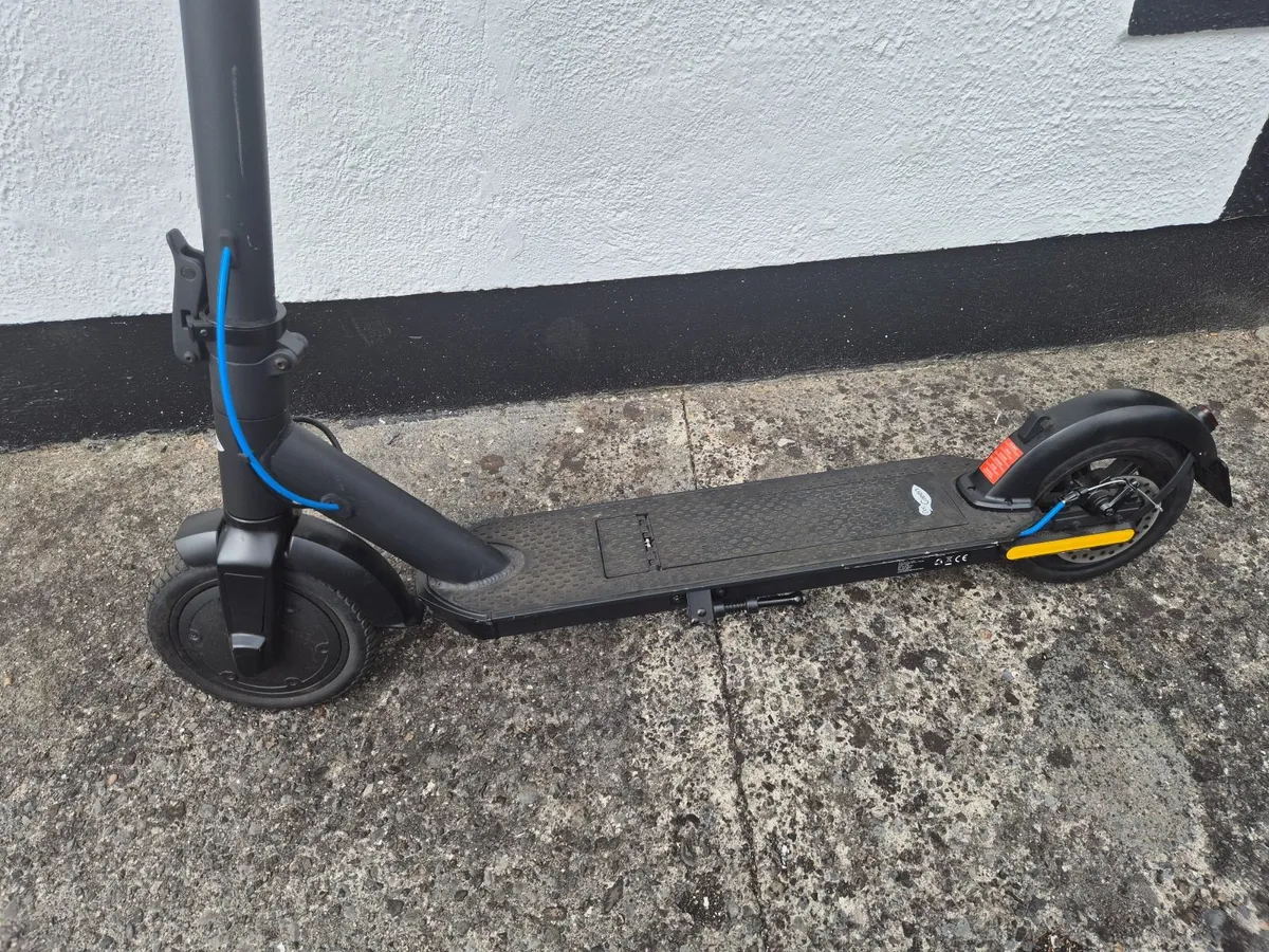 Electric Scooter- Doc.Green Rarely Used - Image 4