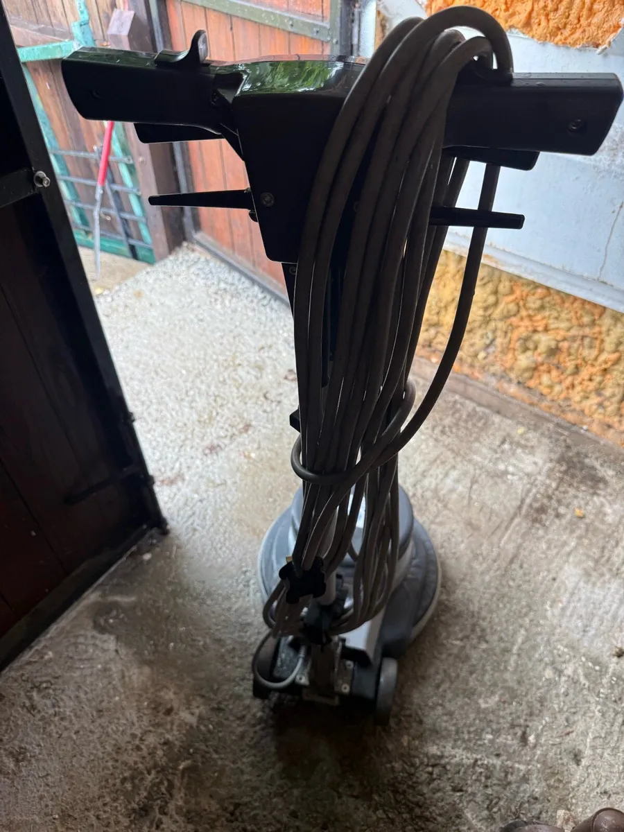 Floor cleaner - Image 2
