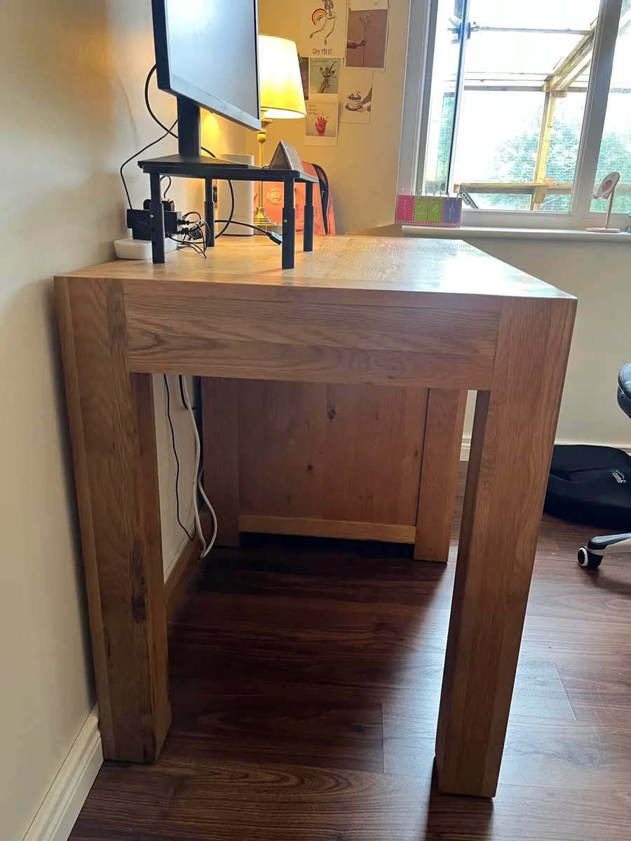 Beautiful wooden desk - Image 3