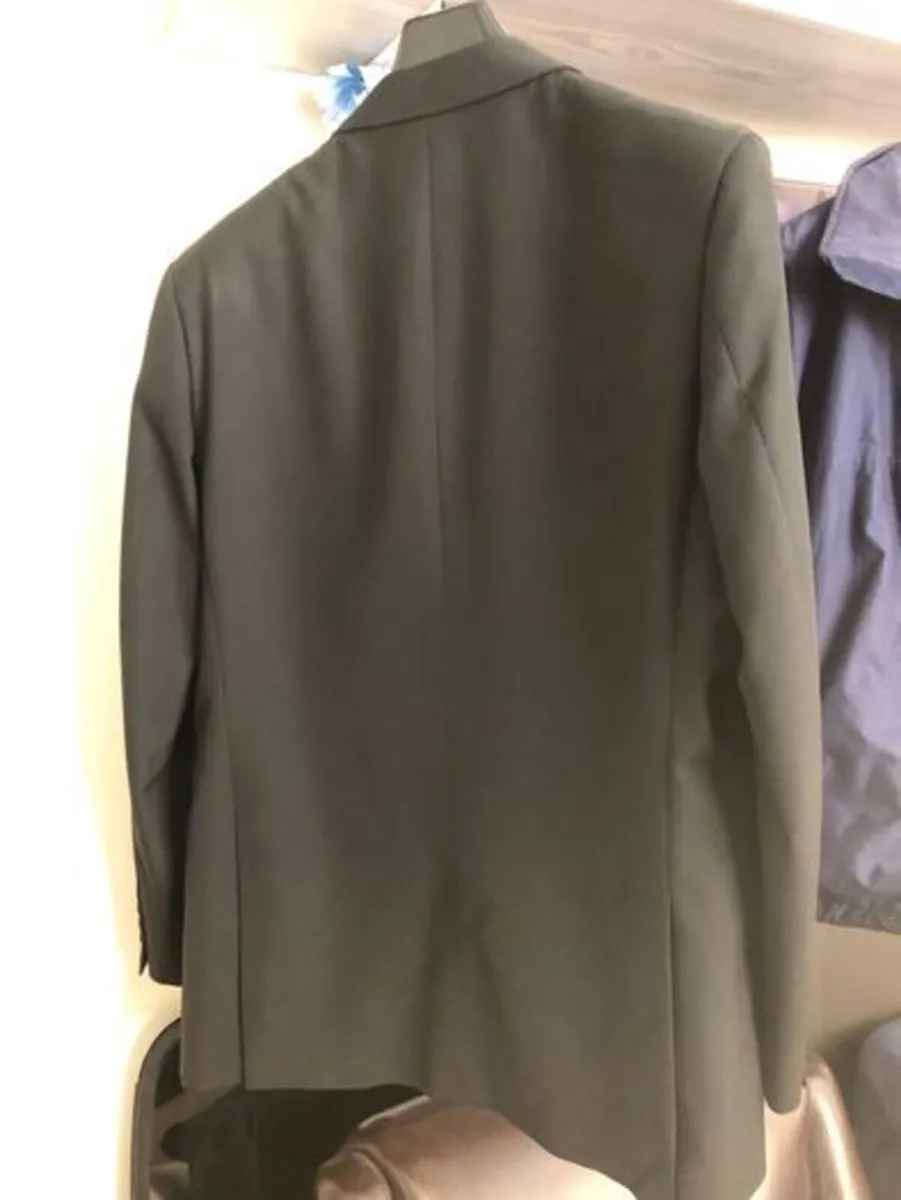 Beautiful Mans Suit jacket - Image 2