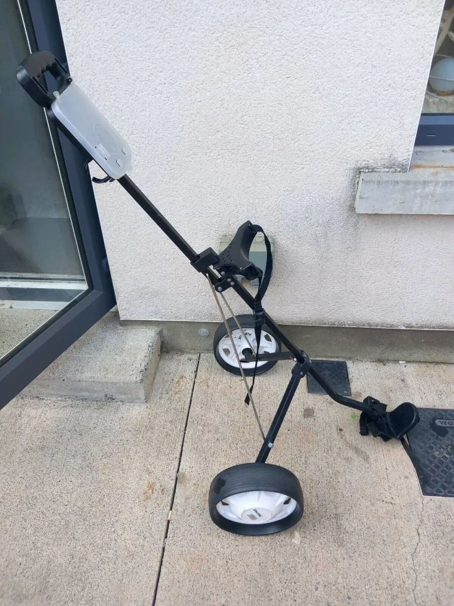 Spalding golf trolley. - Image 3