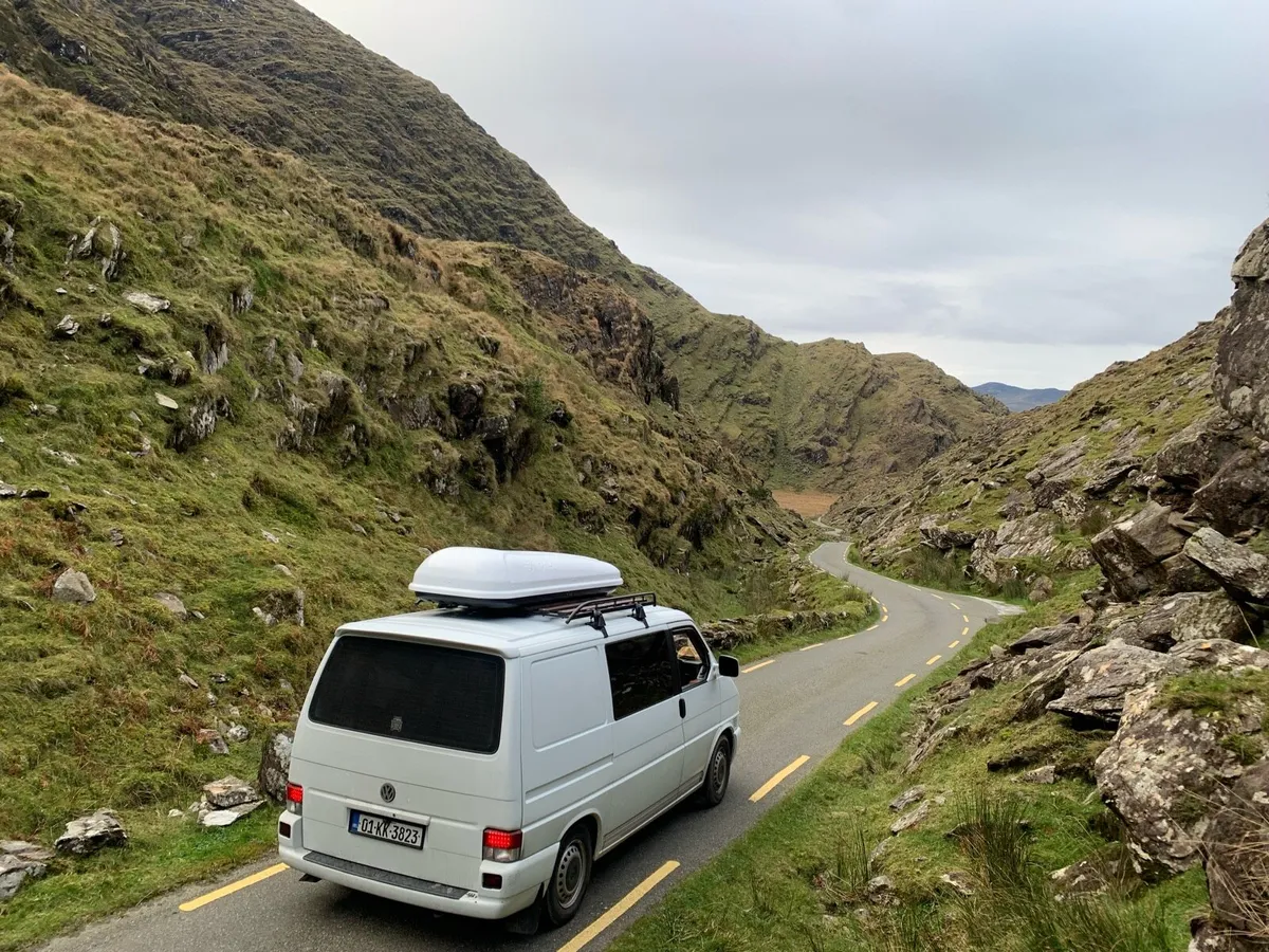 VOLKSWAGON TRANSPORTER OFF GRID CAMPERVAN - Image 4
