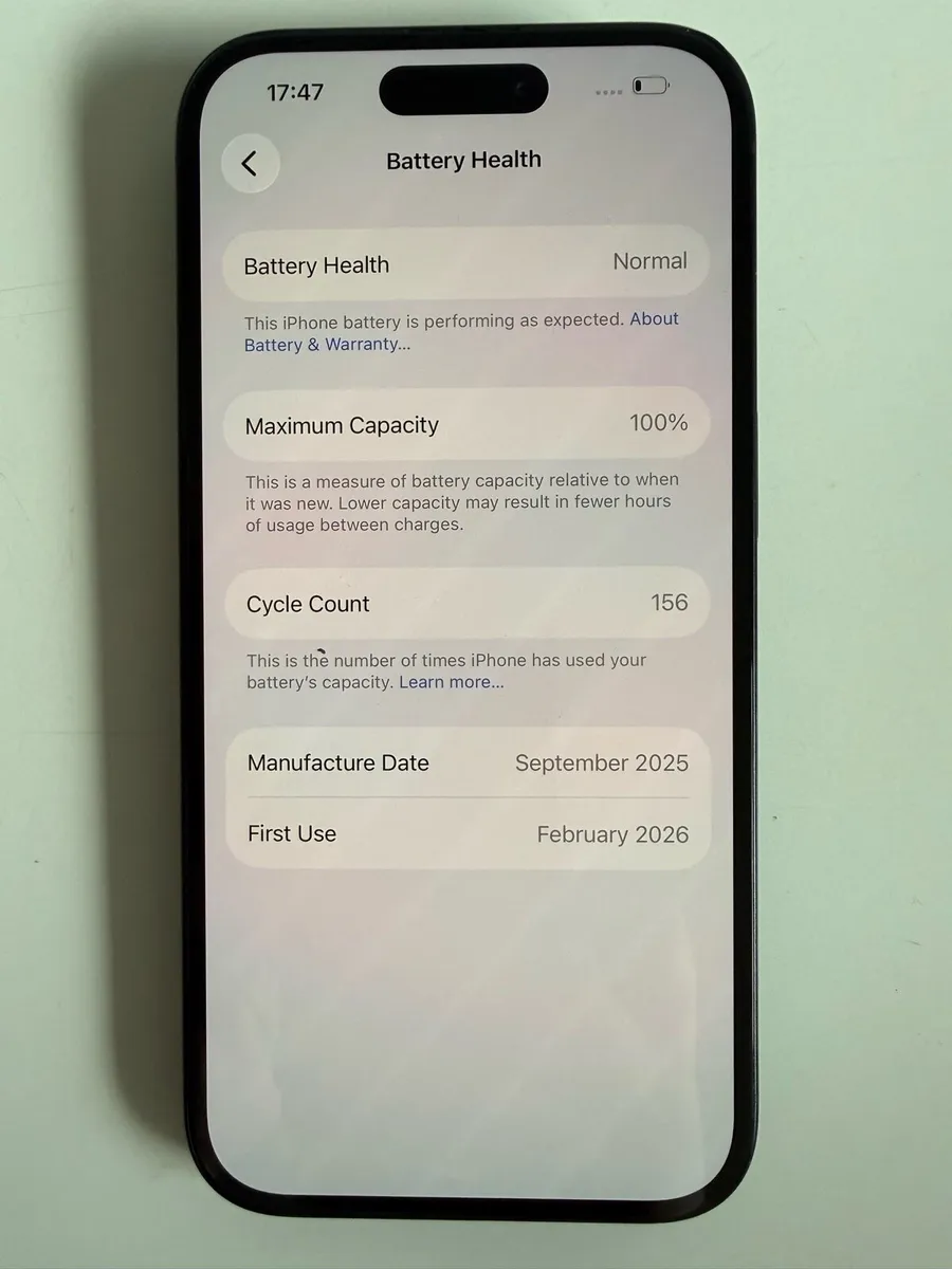 Apple IPhone 16 128GB (Locked To Three) - Image 3