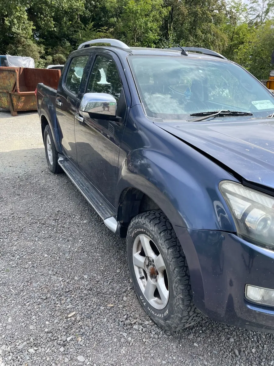 131 IZUZU D MAX 25 - Image 2