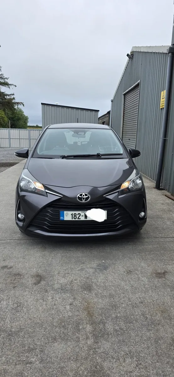 182 TOYOTA YARIS PETROL - Image 2