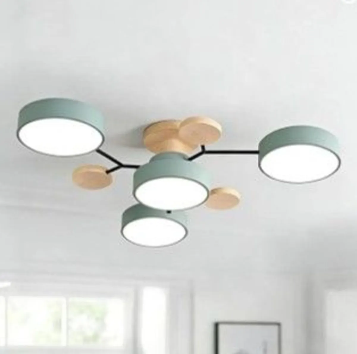 Light fixture