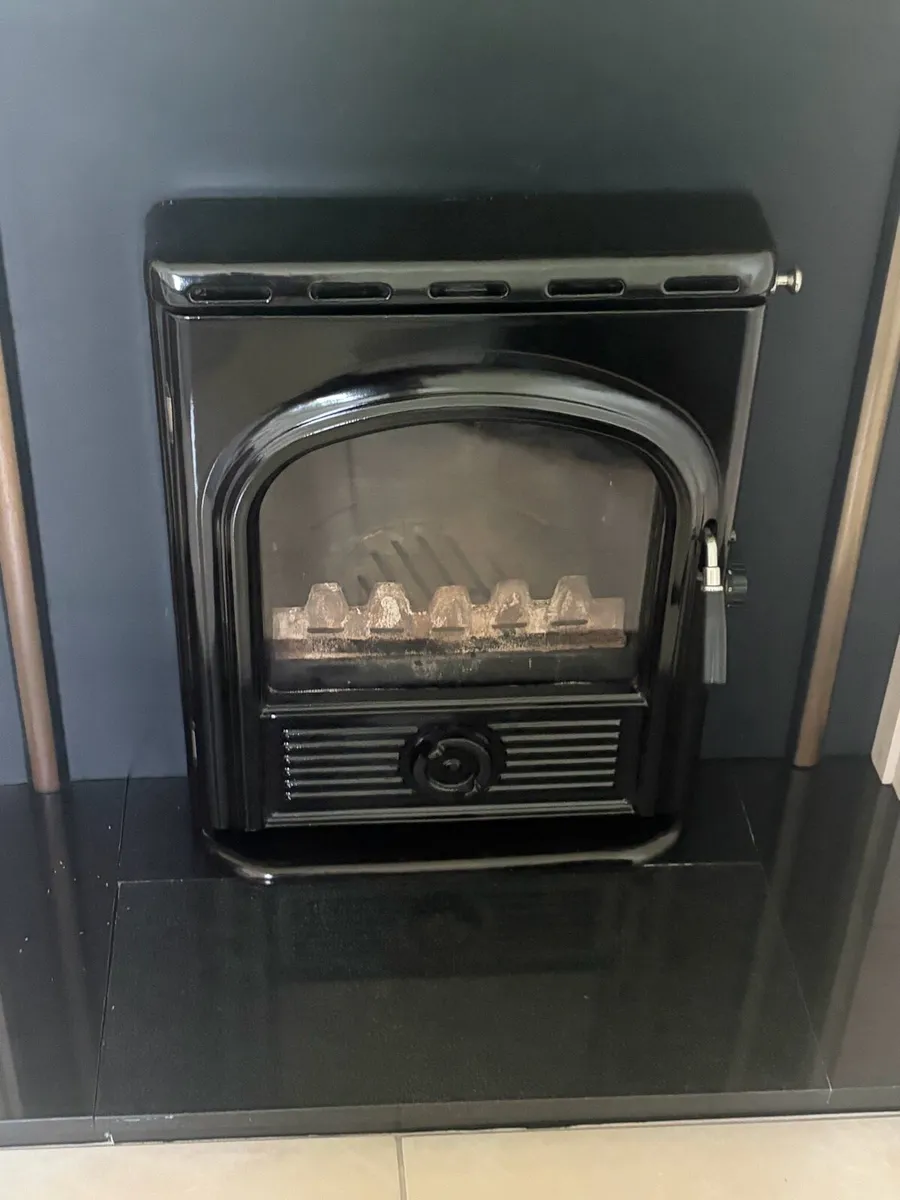 Stove with back boiler hardley used and fire place - Image 2