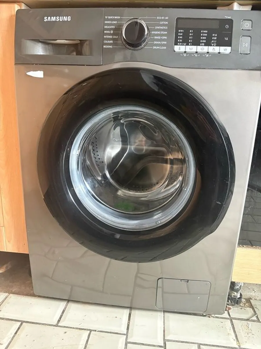 washing - Image 1