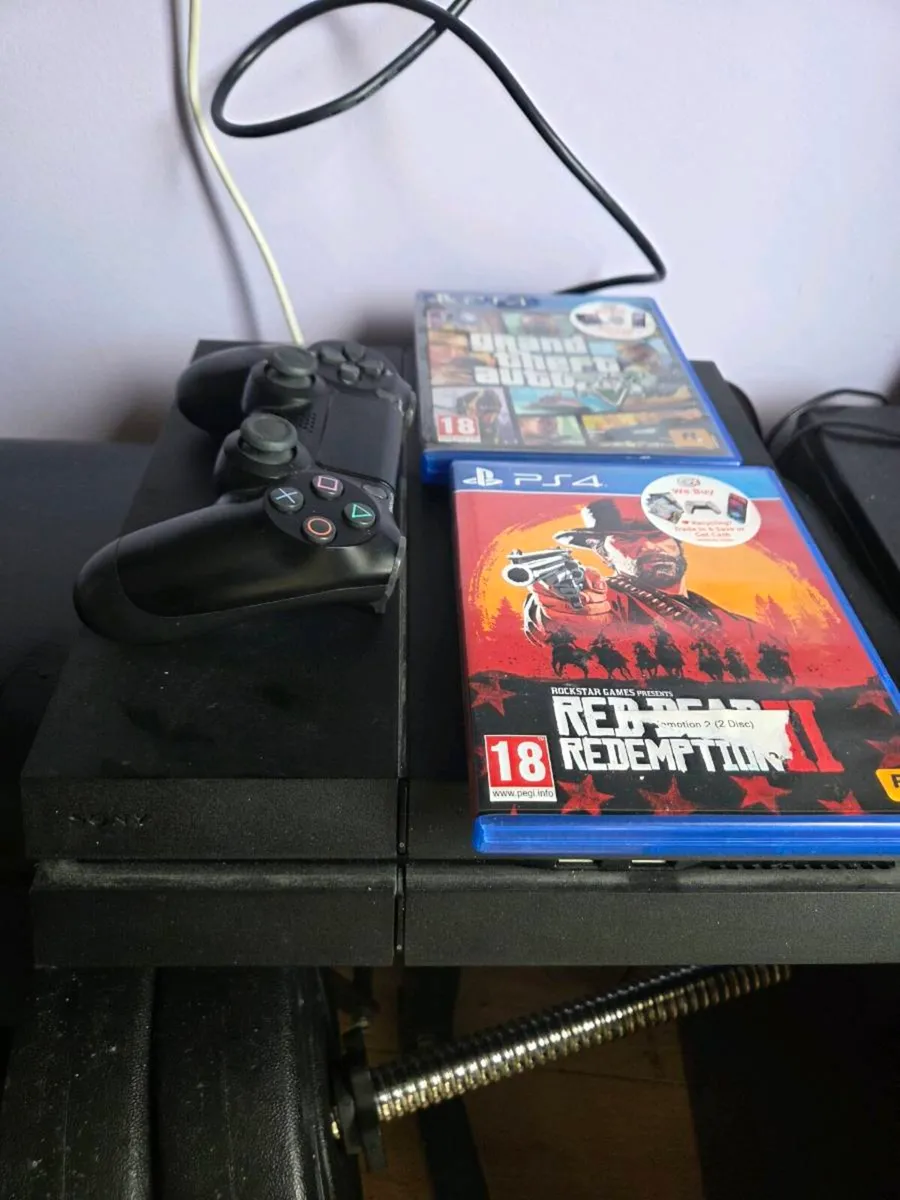 PlayStation 4 500gb + 2 games - Image 4