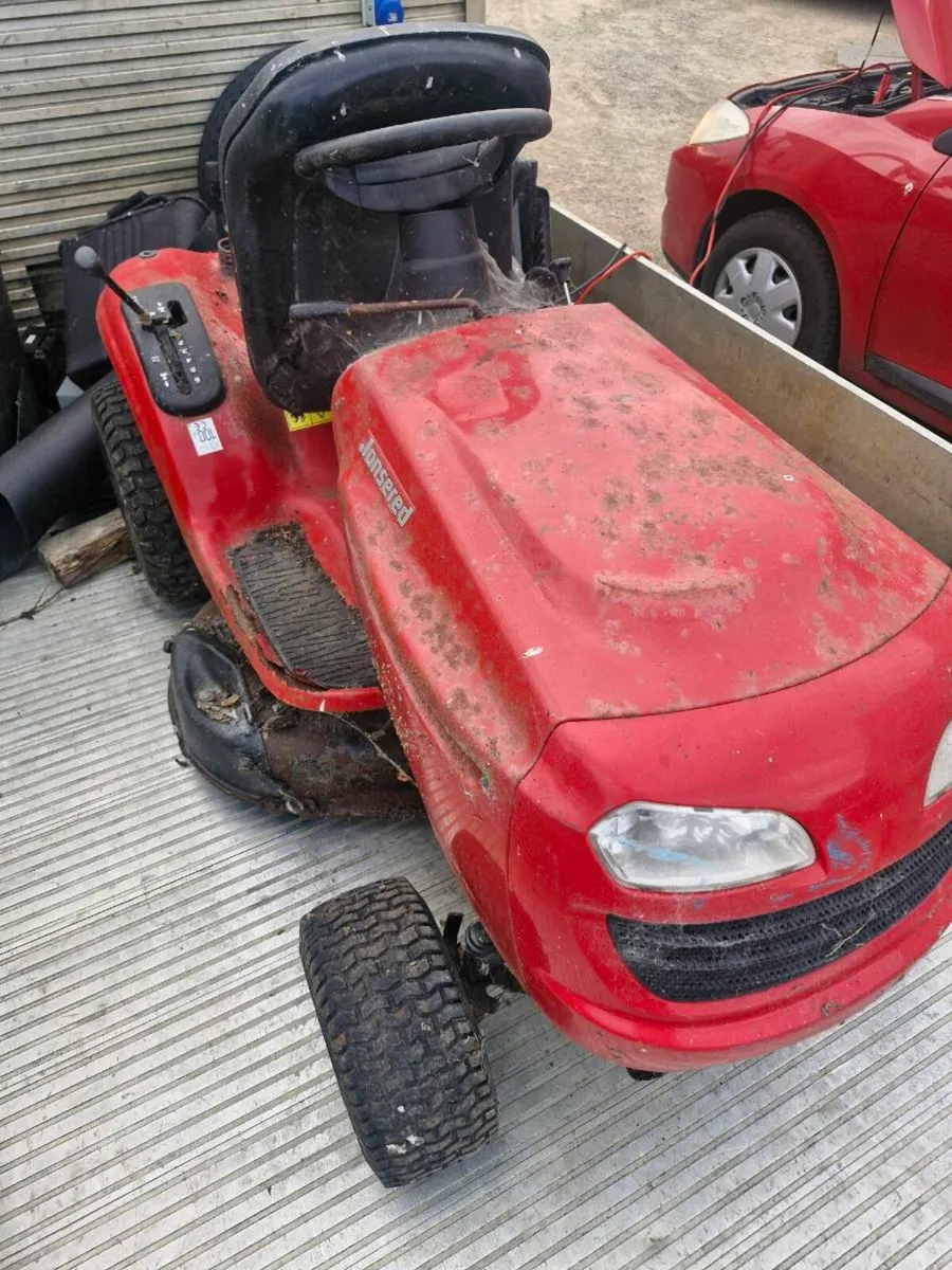 Jonsered ride on mower - Image 2