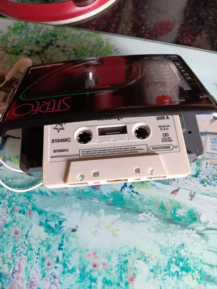 Vintage tape player - Image 3