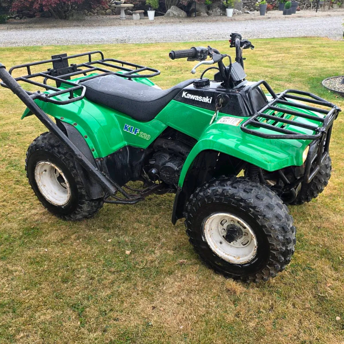 2000 Kawaski KLF 220 - Image 1