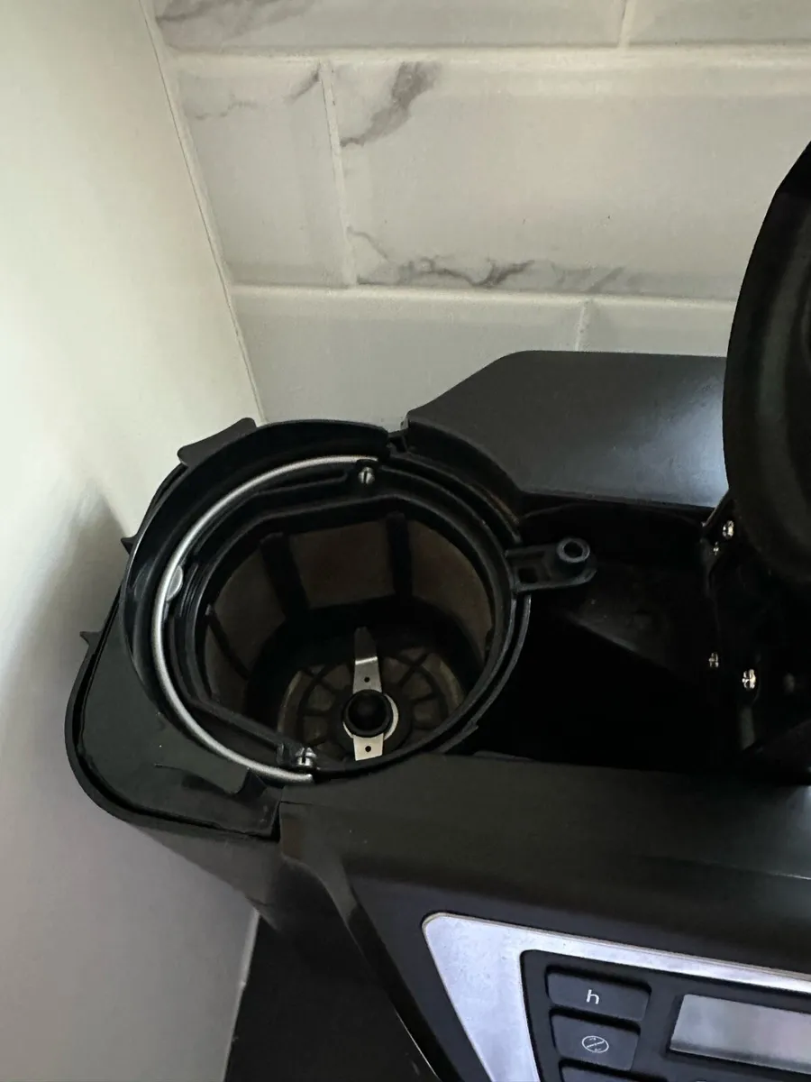 Russell Hobbs Chester Bean to Cup - Image 3