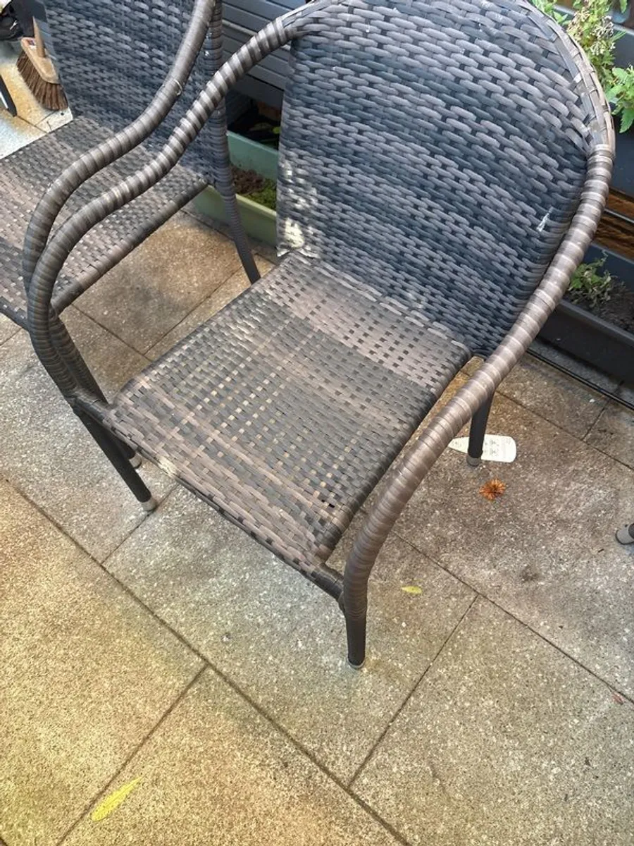 Rattan Table and 3 Chairs - Image 2