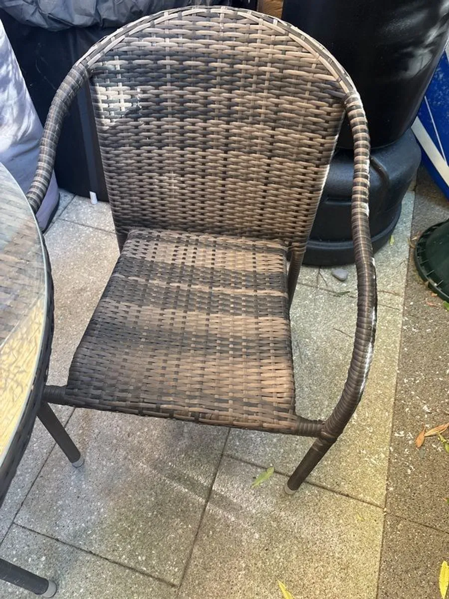 Rattan Table and 3 Chairs - Image 3