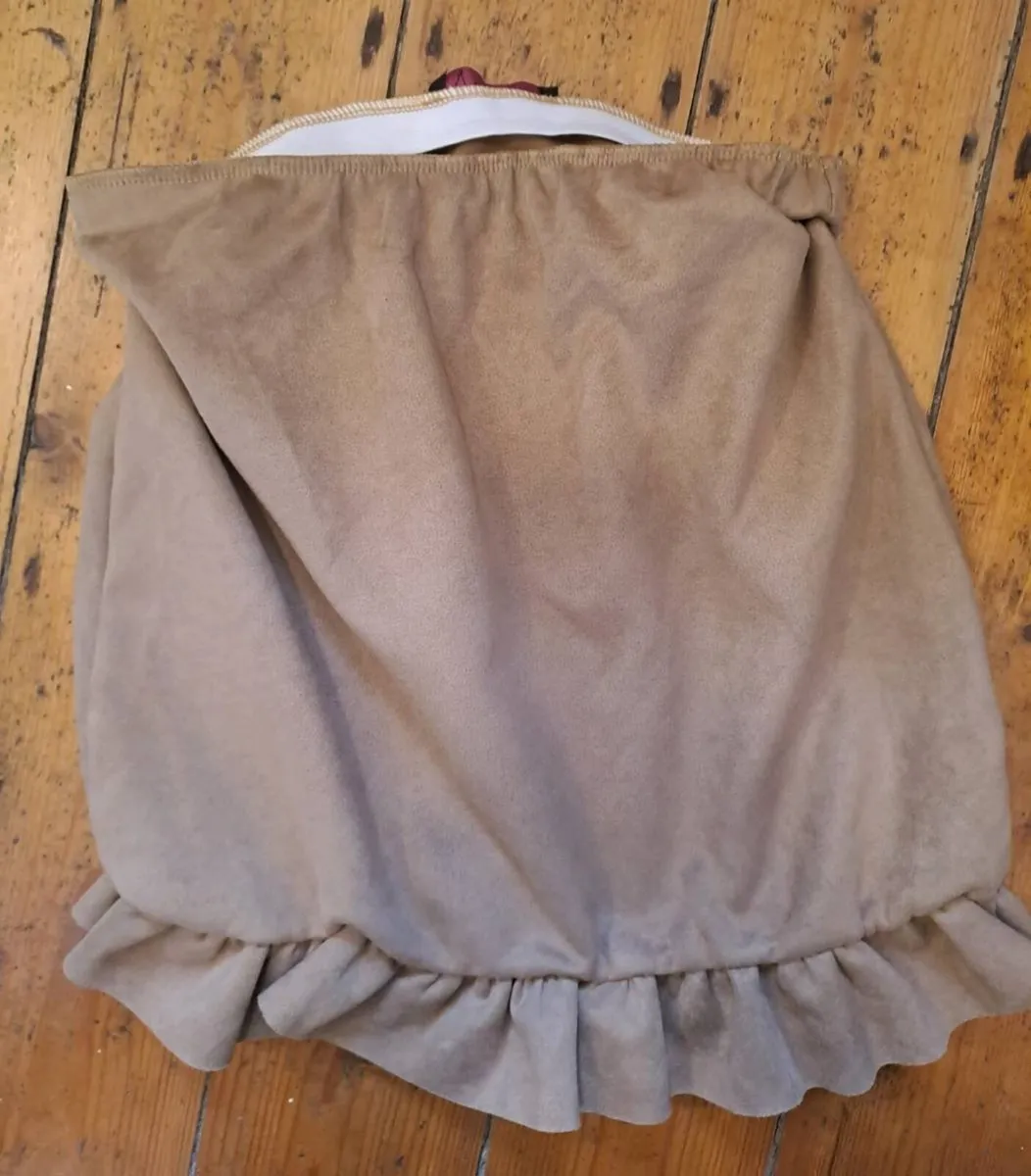 Size 12 items skirts etc - Image 2