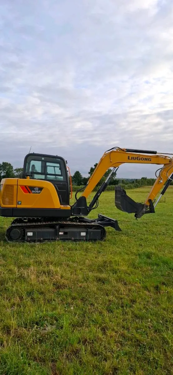 NEW Liugong 906F 6 Tonne Excavator - Image 1