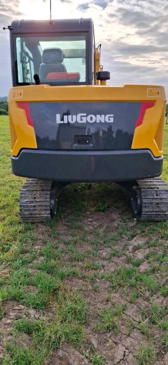 NEW Liugong 906F 6 Tonne Excavator - Image 4