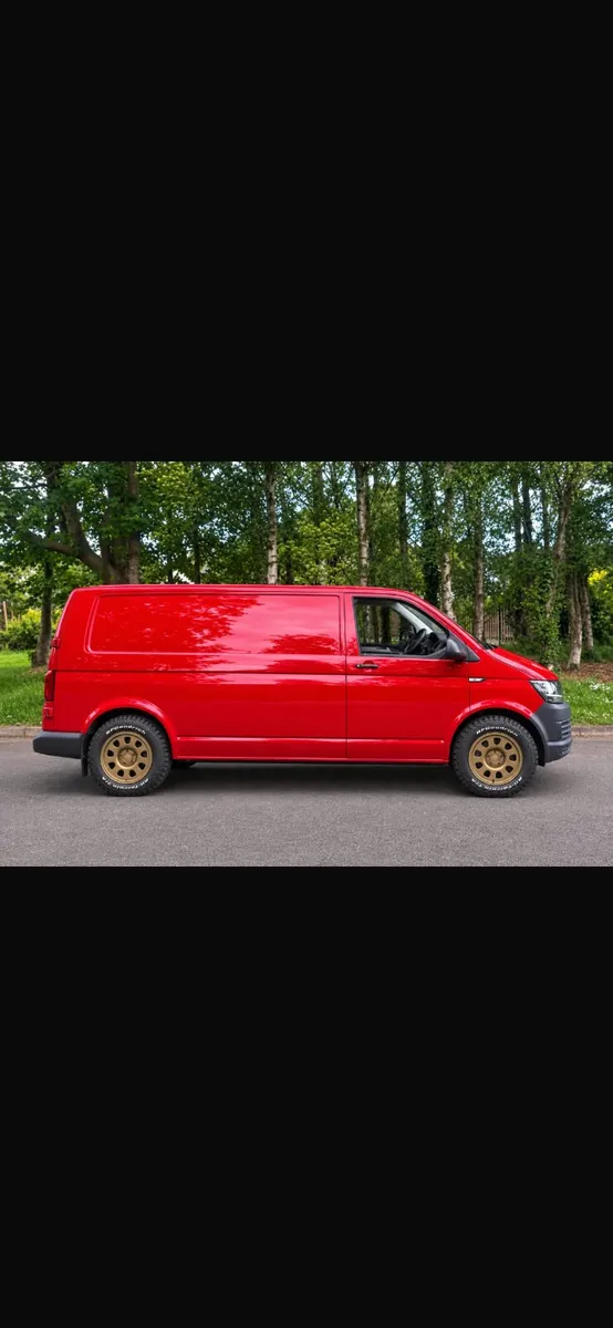 2019 Volkswagen Transporter 2.0 tdi new doe - Image 1