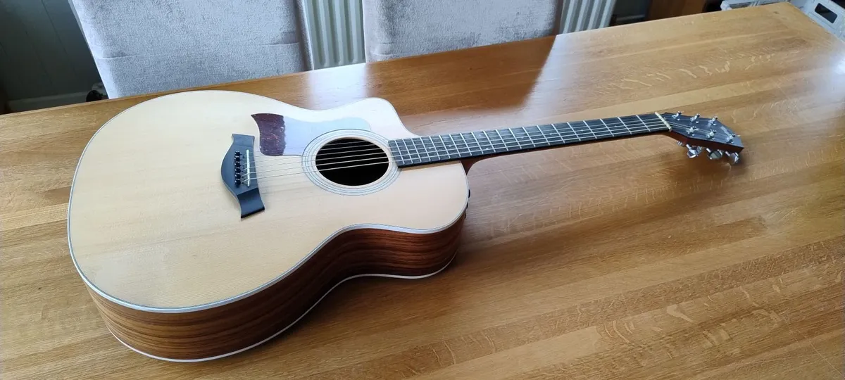 Taylor 214ce left handed acoustic/electric guitar - Image 2