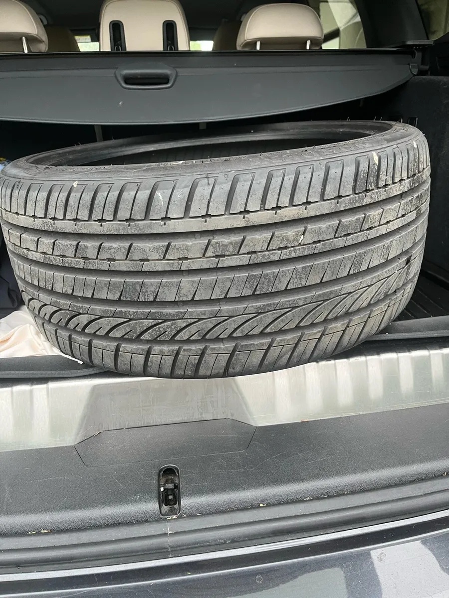 4 Tyres - Image 2