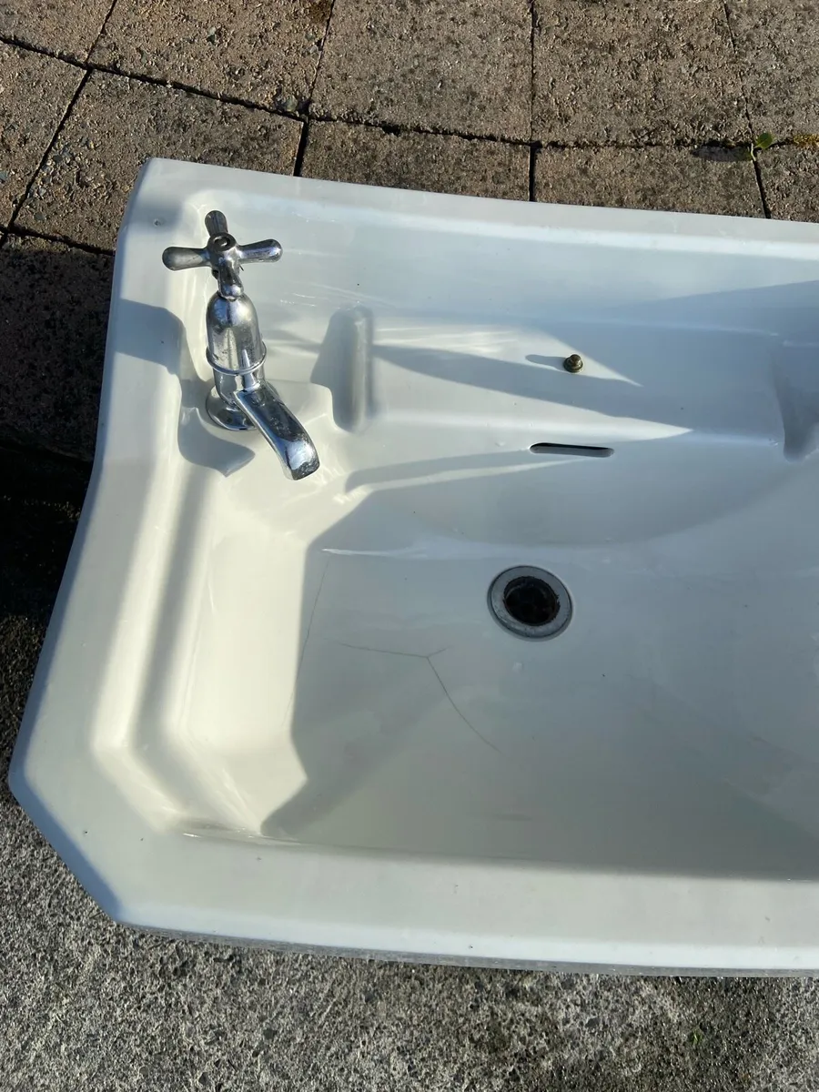 Antique wash’hand basin for sale . 1940’s Arabia - Image 4