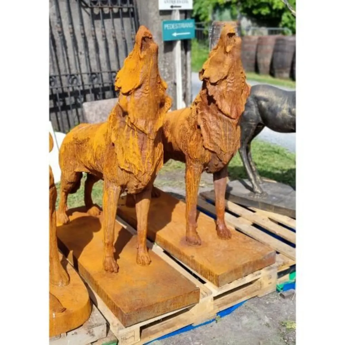 Wolves Pair Cast Iron Rusty CH R 1838D - Image 1
