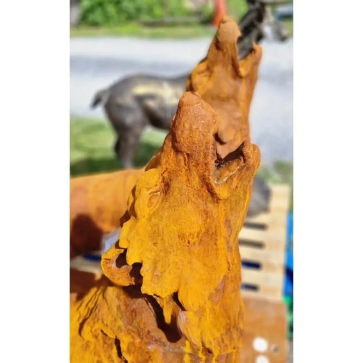 Wolves Pair Cast Iron Rusty CH R 1838D - Image 3