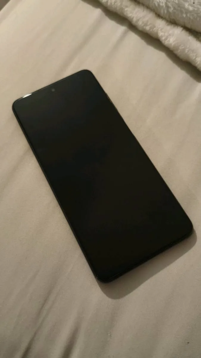 Poco x3 pro - Image 1