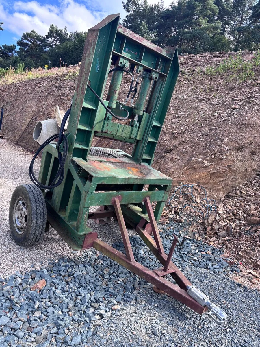 Stone Guillotine - Image 3
