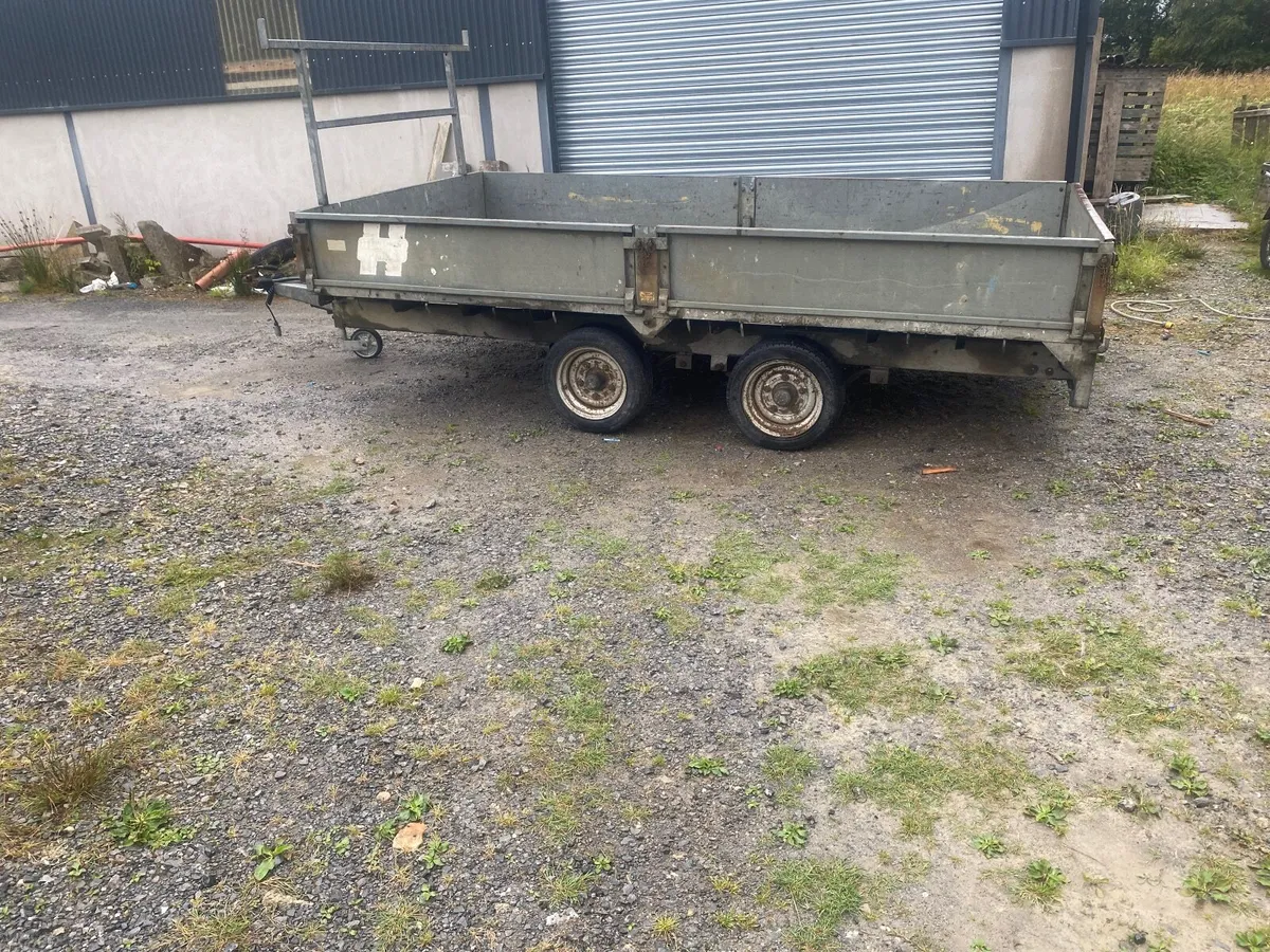 Trailer - Image 2