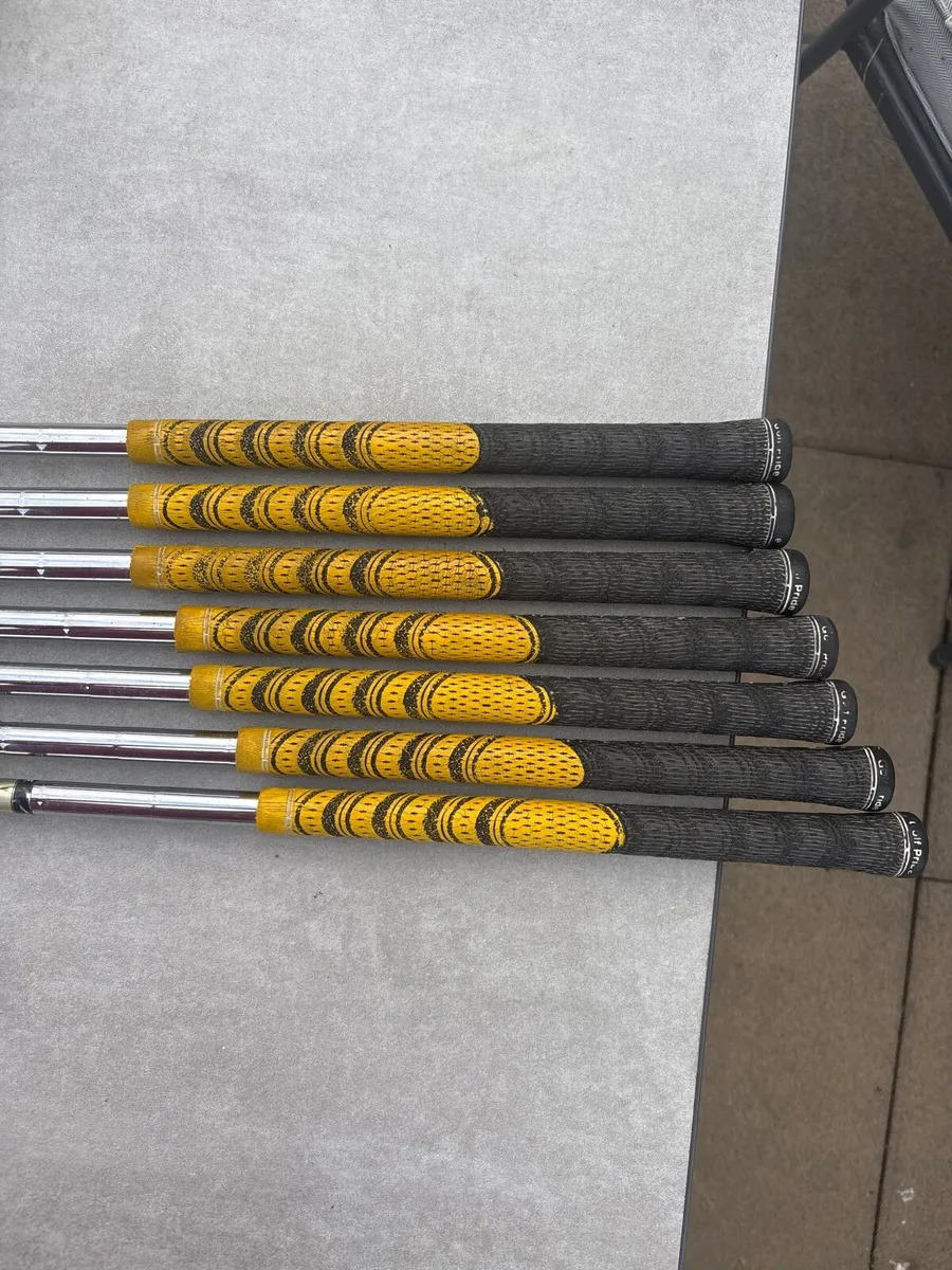 Mizuno irons - Image 2