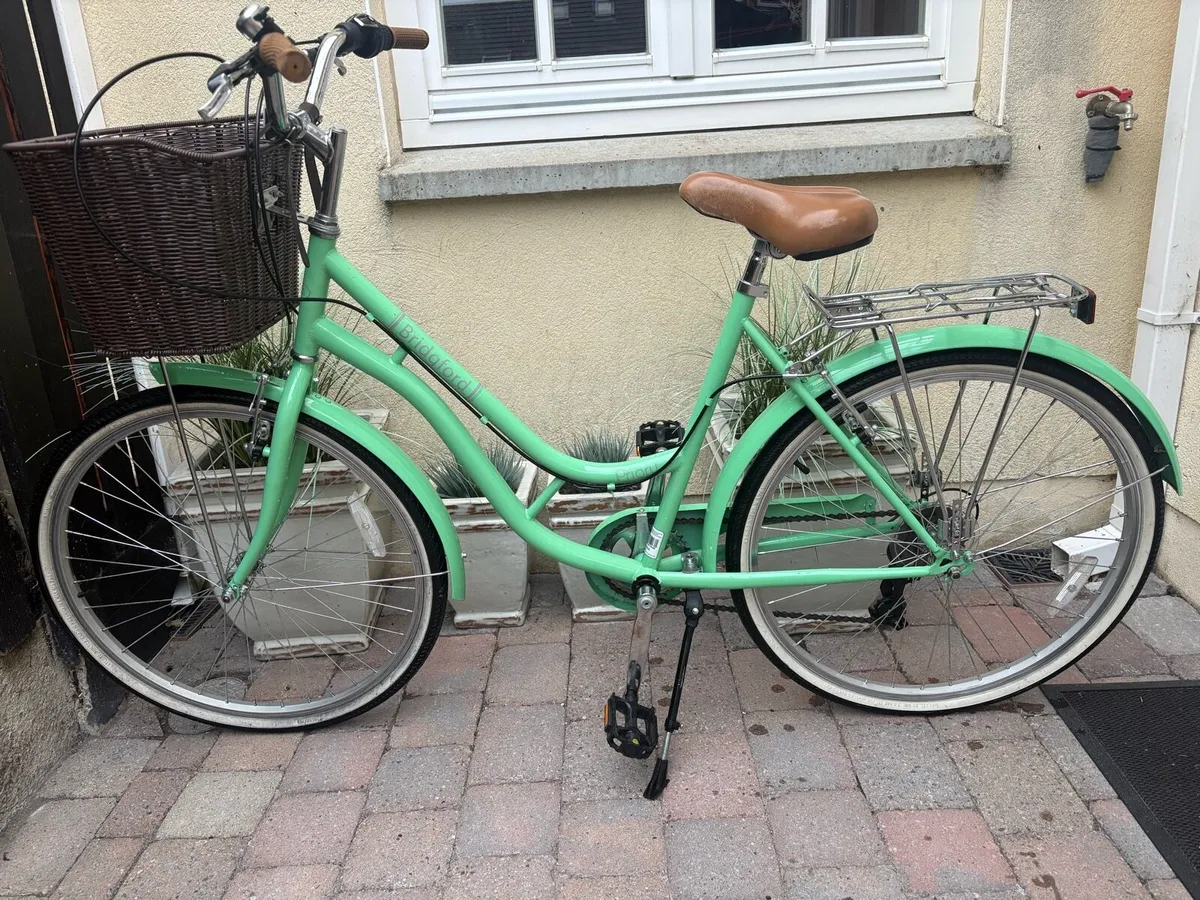 Bridgford Priory classic lifestyle bike - Image 2
