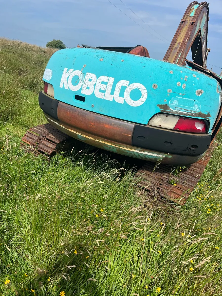Kobelco 9T excavator for scrap / export - Image 1