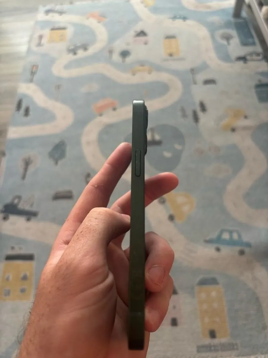 iphone 13 - Image 4