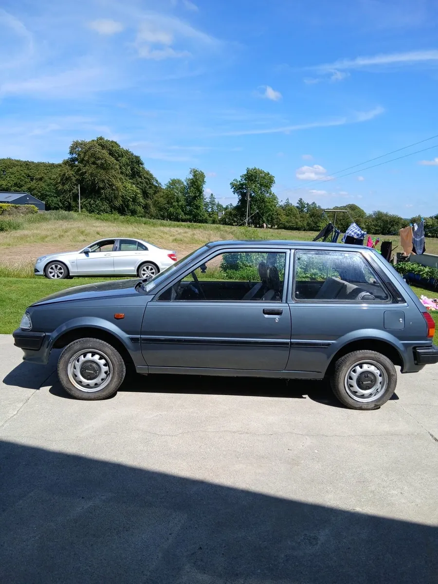 1985 toyota Starlet - Image 4