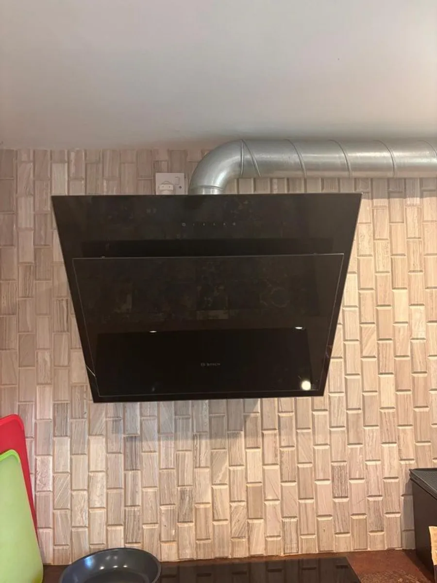 Bosch Extractor Fan - Image 1