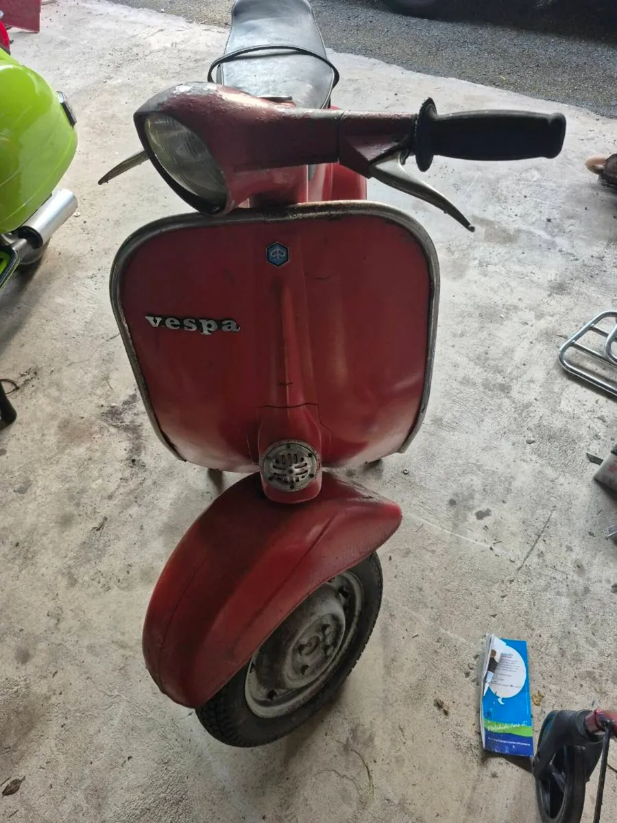 Vespa v90 - Image 1