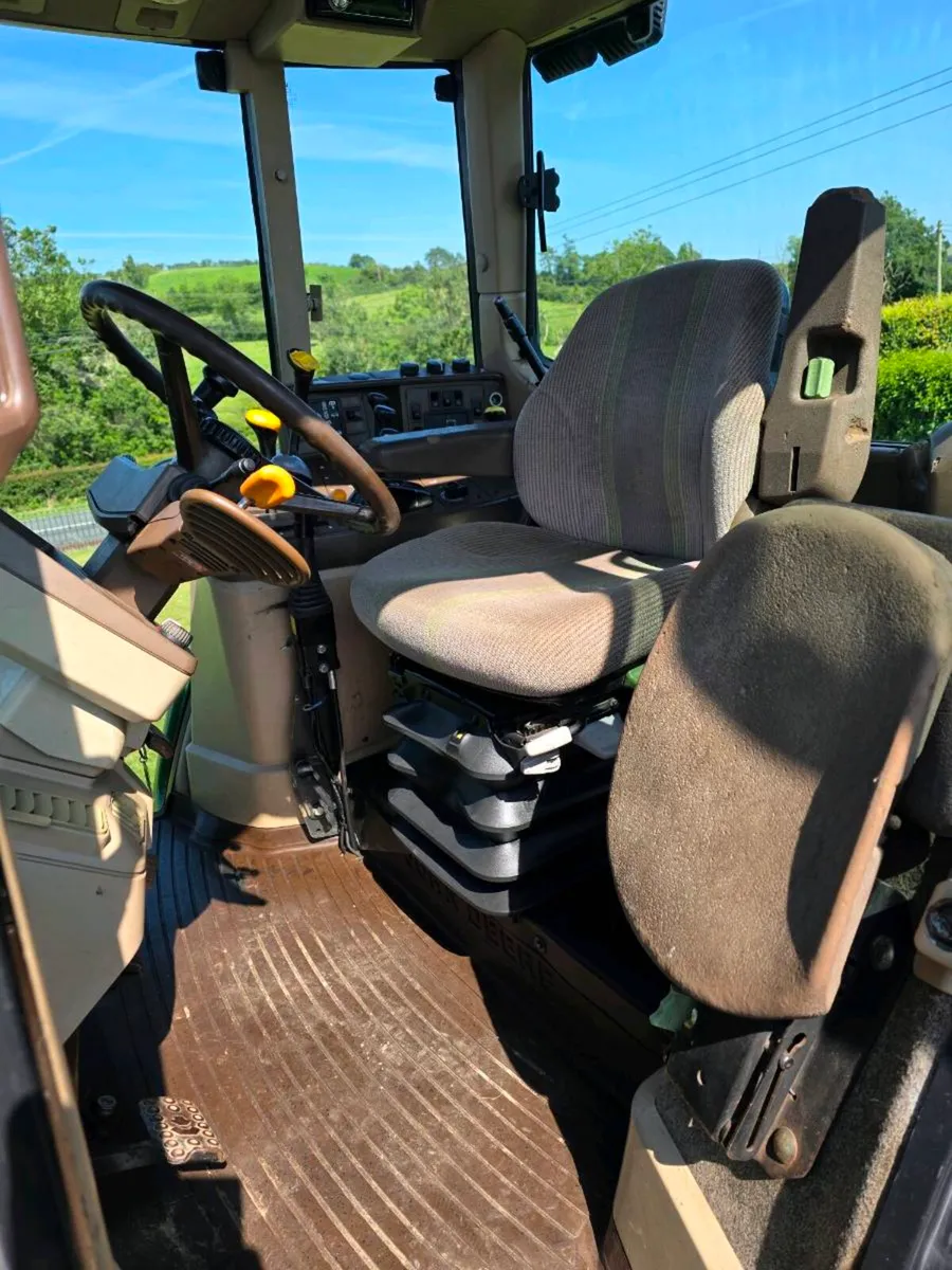 John Deere 6410 premium & loader - Image 4