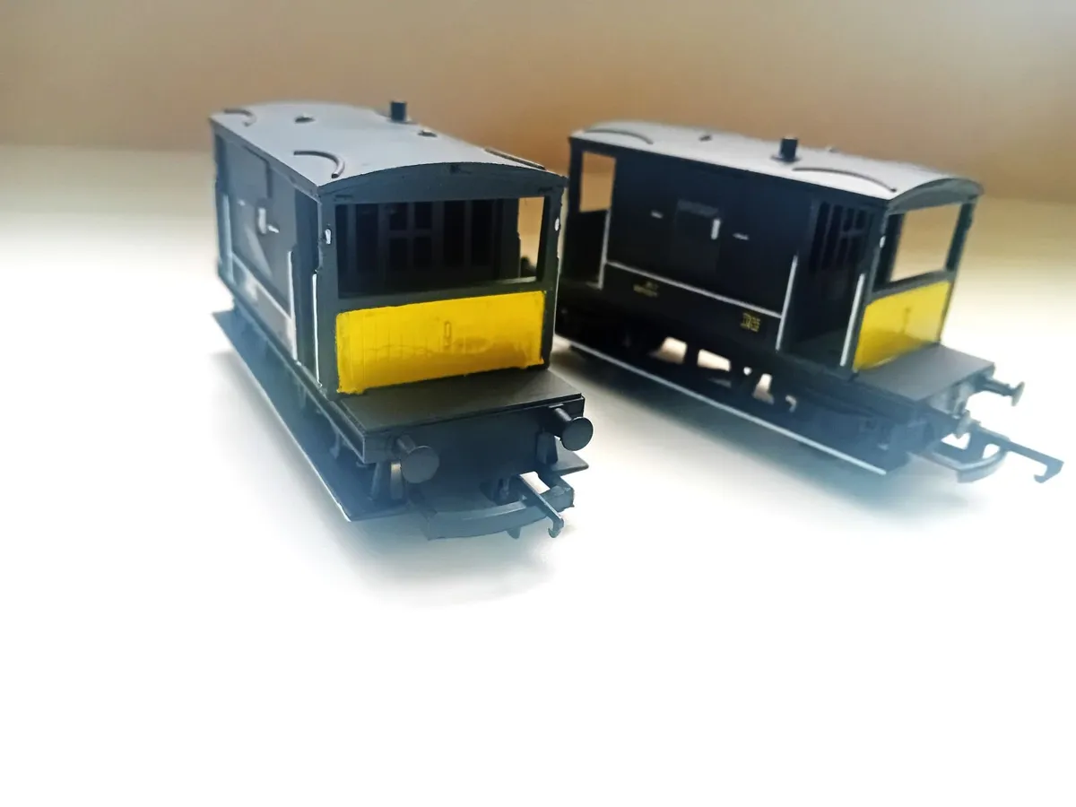 MODEL RAILWAY   BR  BRAKE VANS - Image 2