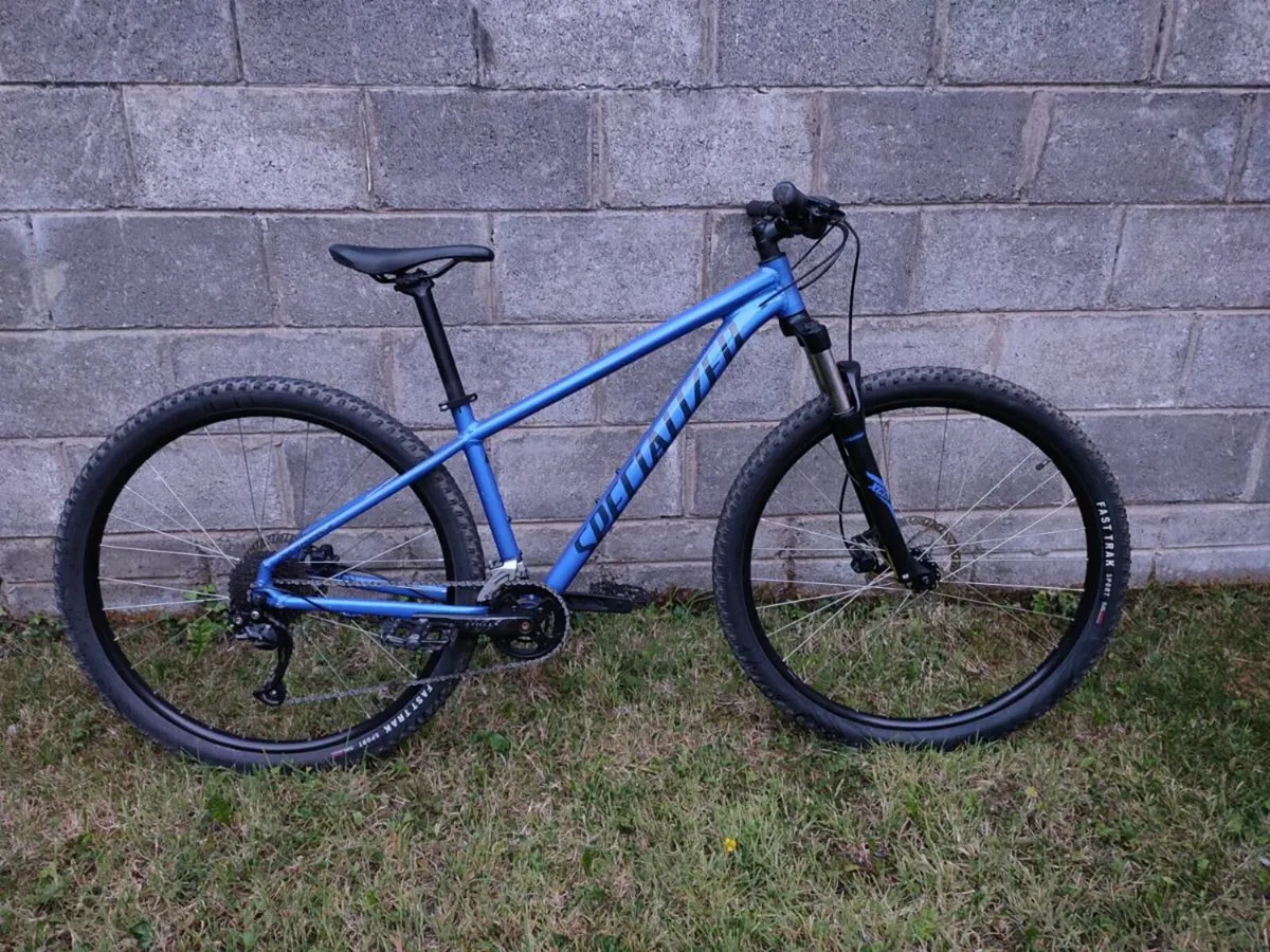 !!!BRAND NEW CONDITION!!! Specialized Rockhopper m - Image 1